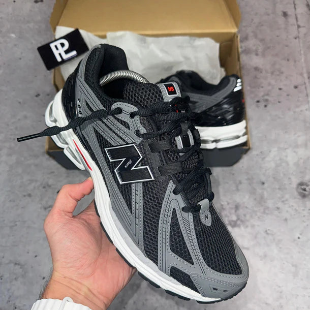 NEW BALANCE TRAINERS