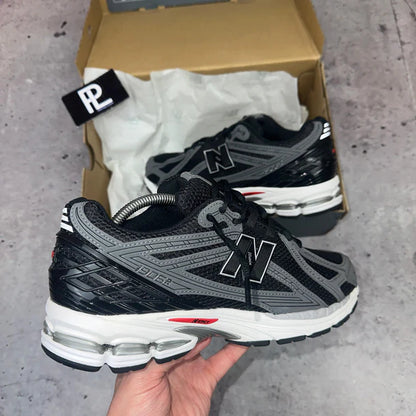 NEW BALANCE TRAINERS